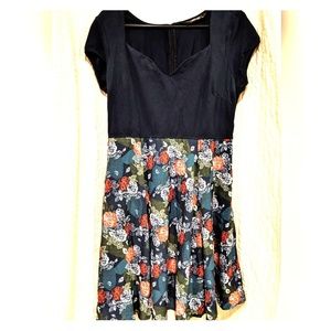 eShakti dress with sweetheart neckline and pockets